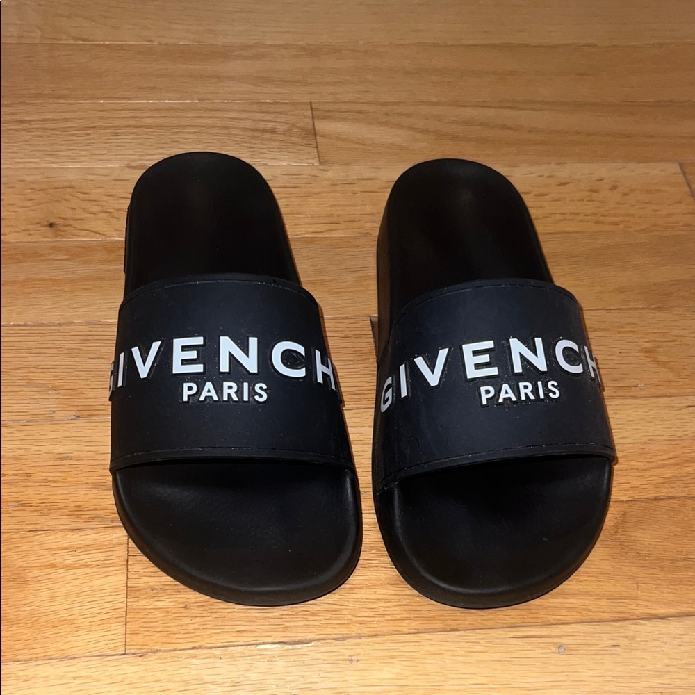 Givenchy Black Logo Slides